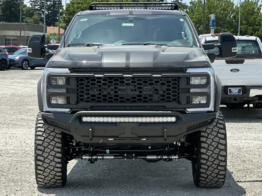 2024 Ford F-250 photo 2
