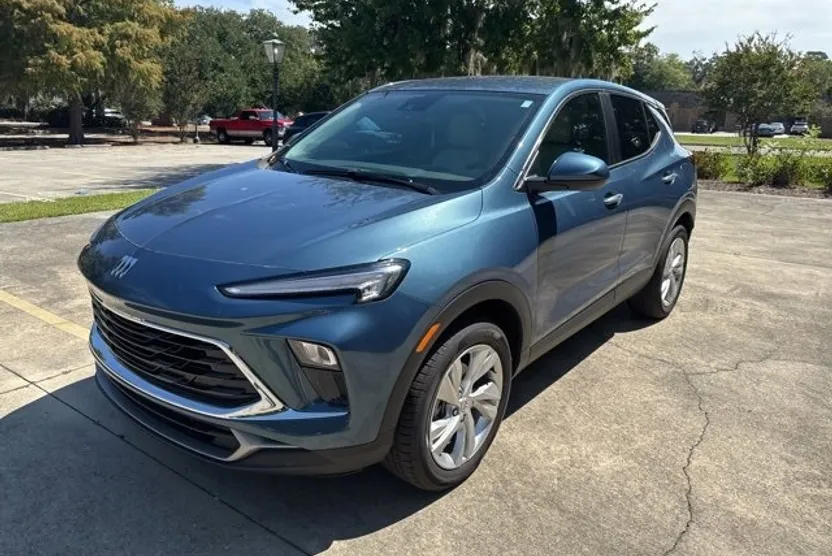 2025 Buick Encore GX Preferred photo 1
