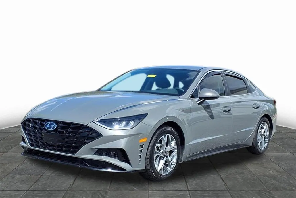 2023 Hyundai Sonata SEL photo 1