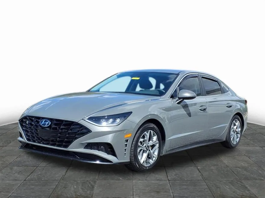 2023 Hyundai Sonata SEL photo 1