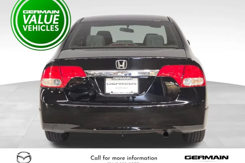 2010 Honda Civic LX photo 1