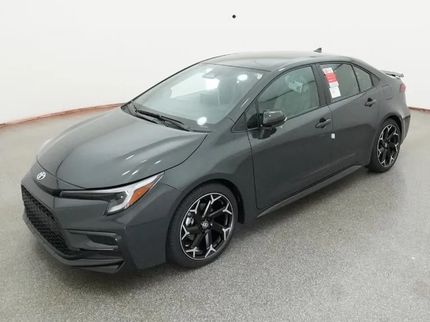 2025 Toyota Corolla SE photo 1