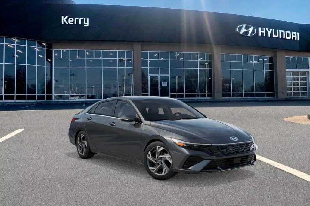2025 Hyundai Elantra Limited photo 1