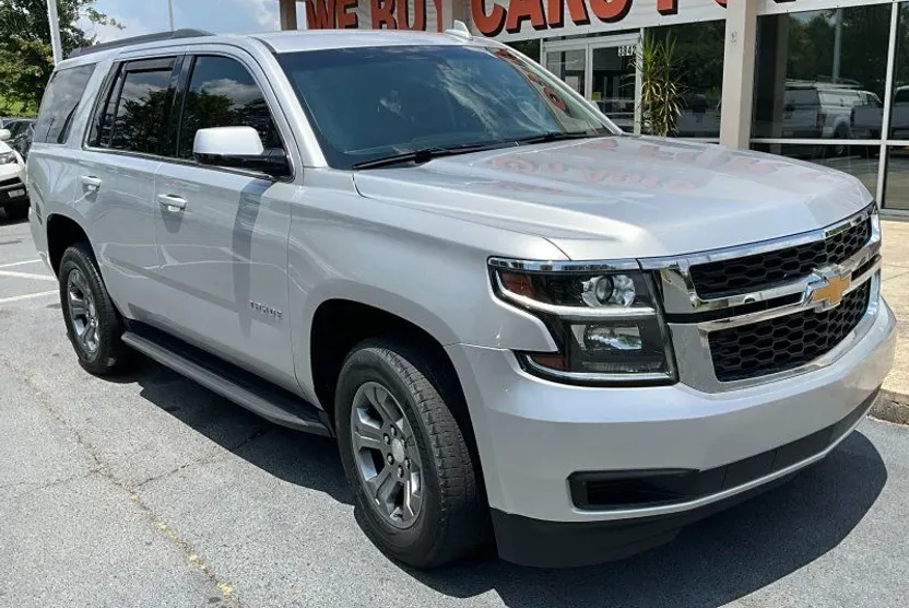 2018 Chevrolet Tahoe LS photo 1