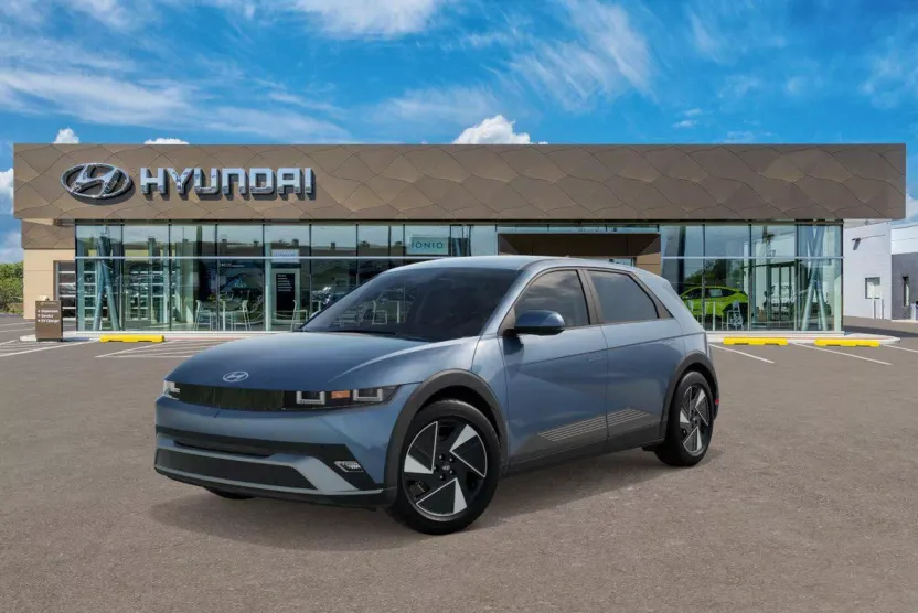 2025 Hyundai Ioniq 5 SE photo 1