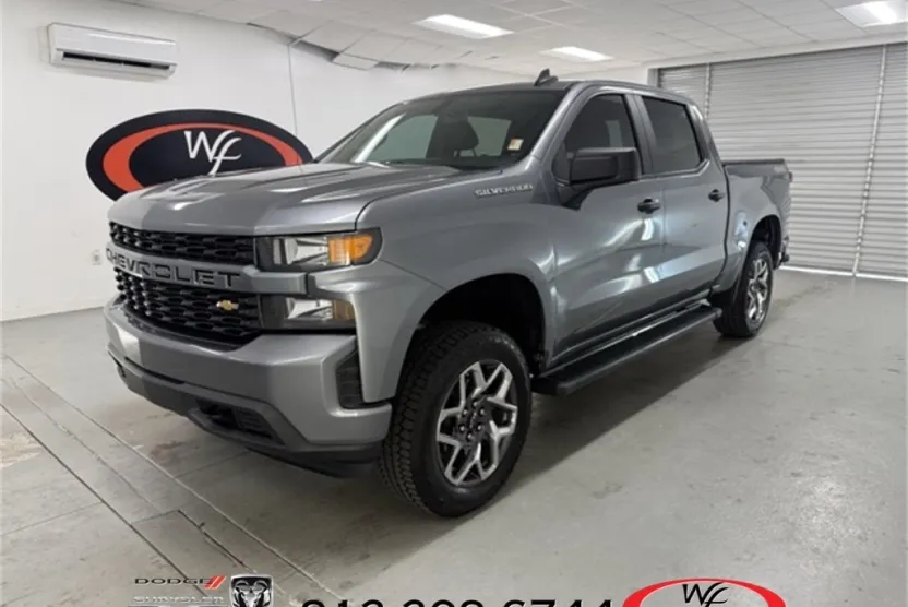 2021 Chevrolet Silverado 1500 Custom photo 1