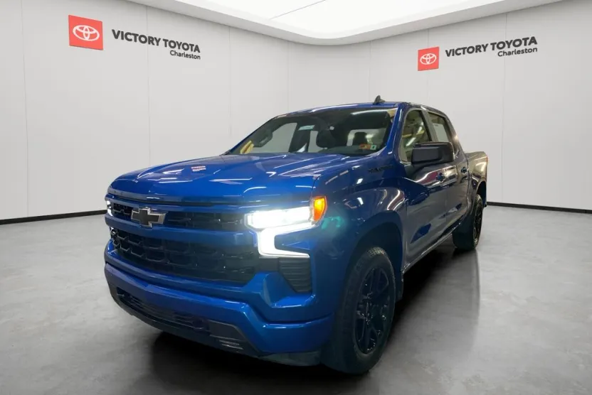 2024 Chevrolet Silverado 1500 RST photo 1