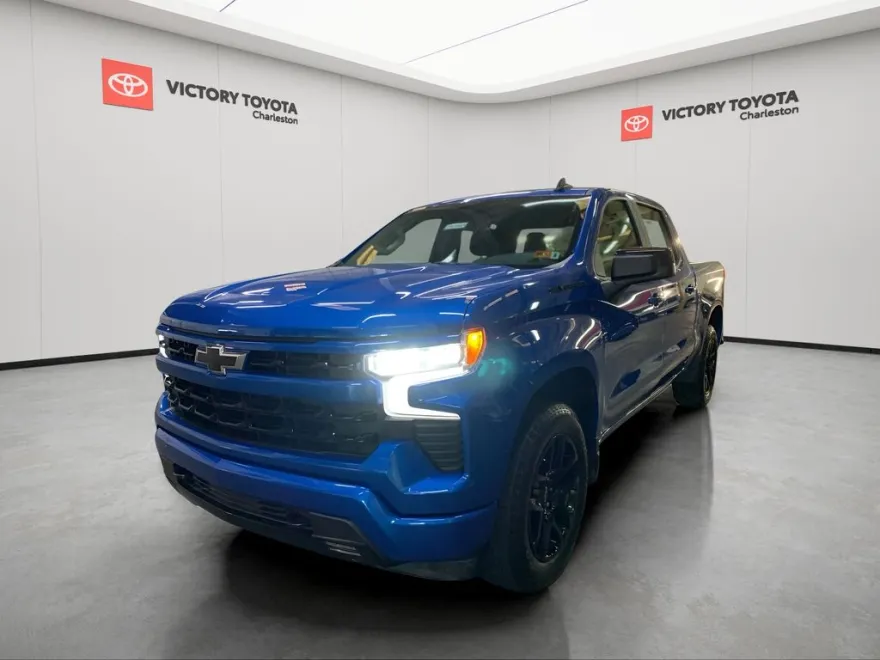 2024 Chevrolet Silverado 1500 RST photo 1