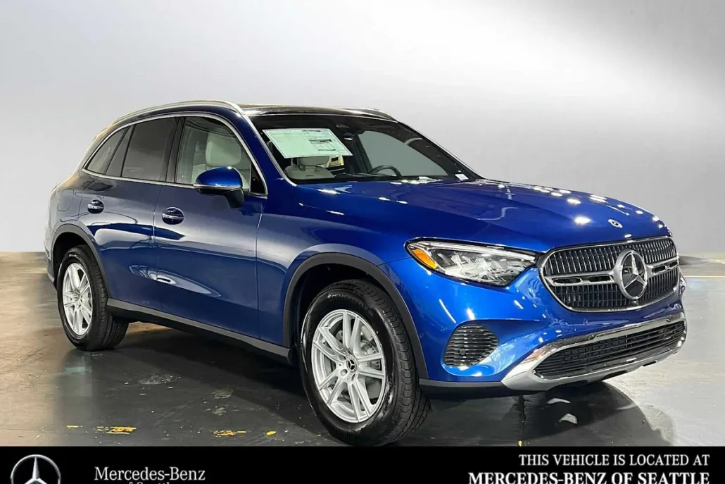 2025 Mercedes Benz GLC 300 4MATIC photo 1