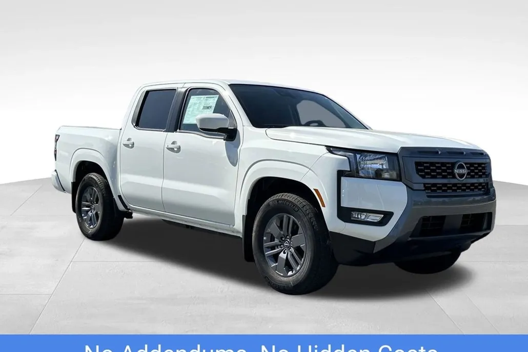 2025 Nissan Frontier SV photo 1