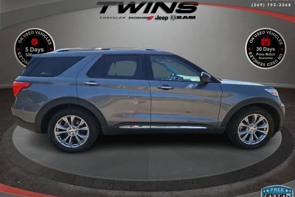 2022 Ford Explorer Limited photo 1