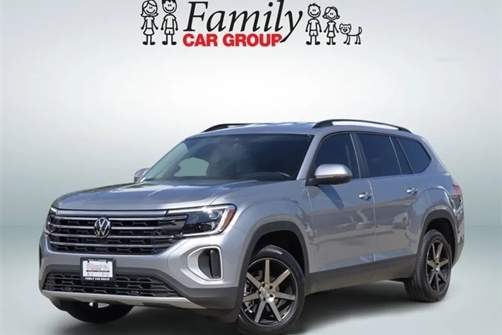 2025 Volkswagen Atlas SE photo 1