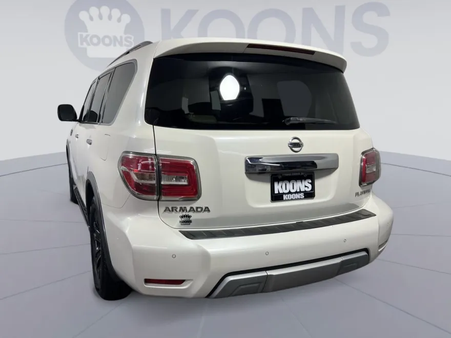 2017 Nissan Armada Platinum photo 1