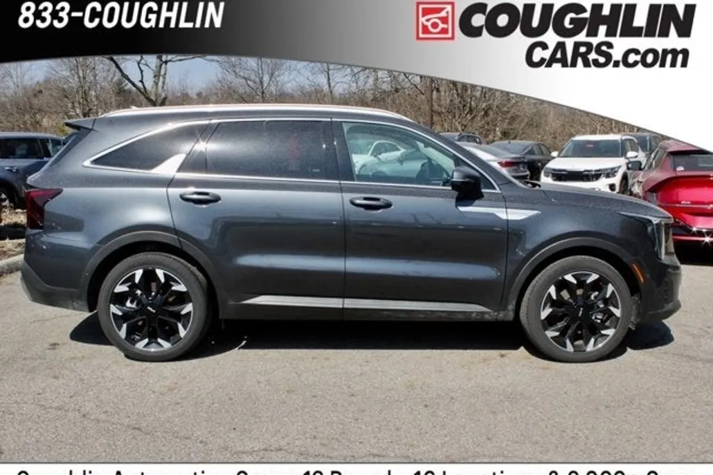 2024 Kia Sorento SX photo 1