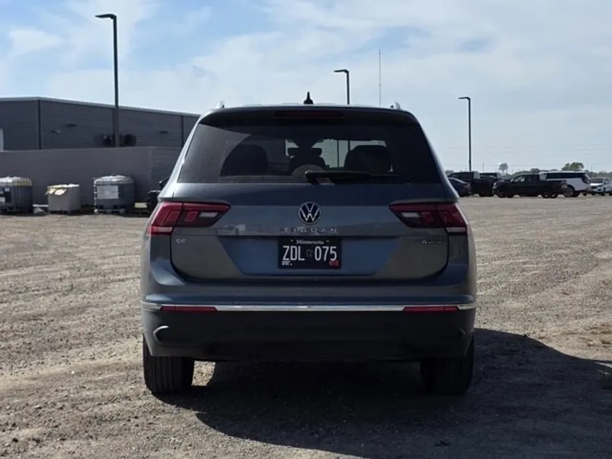 2024 Volkswagen Tiguan SE Wolfsburg Edition photo 1