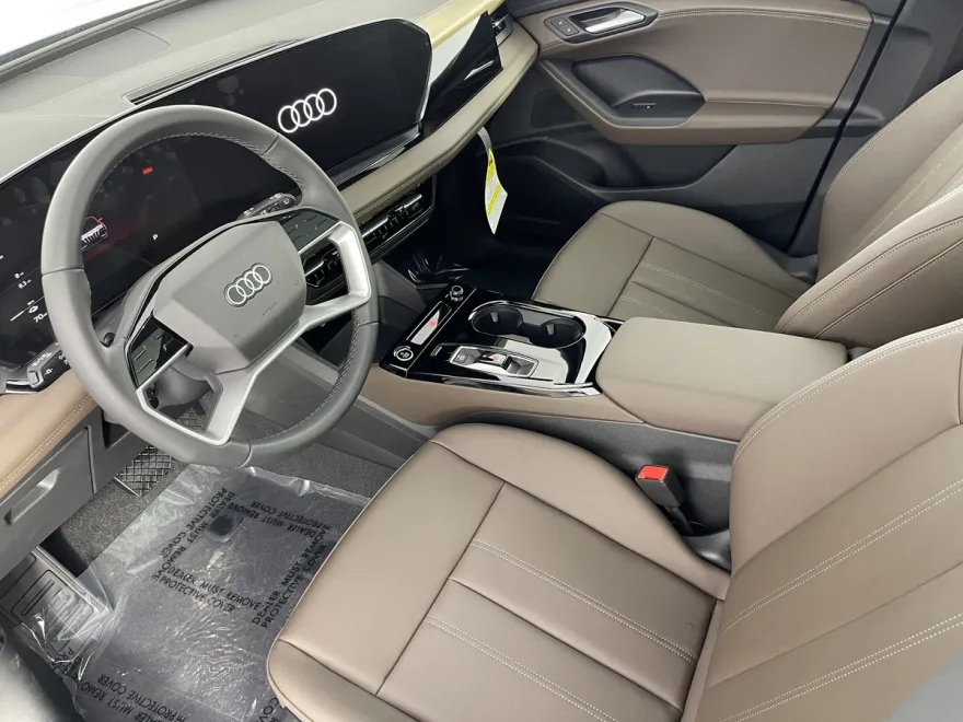 2025 Audi Q6 E-tron Premium photo 1