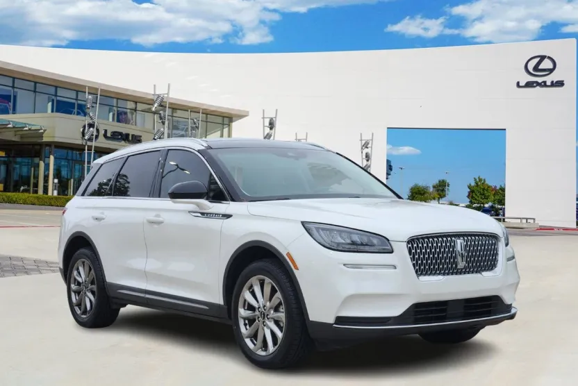 2021 Lincoln Corsair Standard photo 1