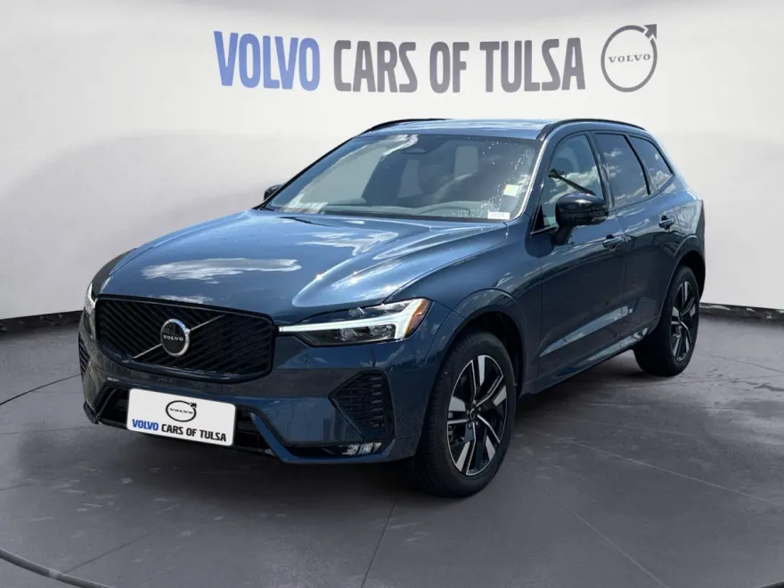 2026 Volvo XC60 B5 Core photo 1