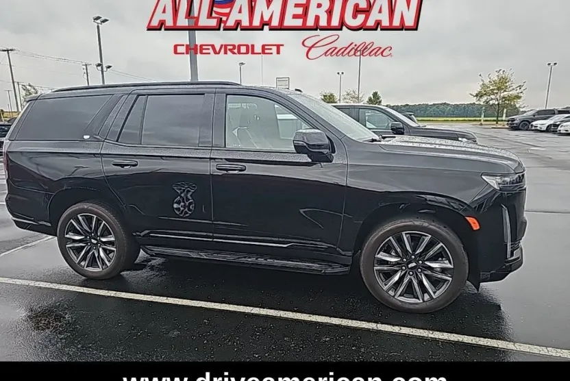 2024 Cadillac Escalade Sport photo 1