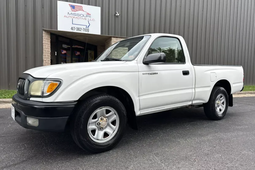 2003 Toyota Tacoma photo 1