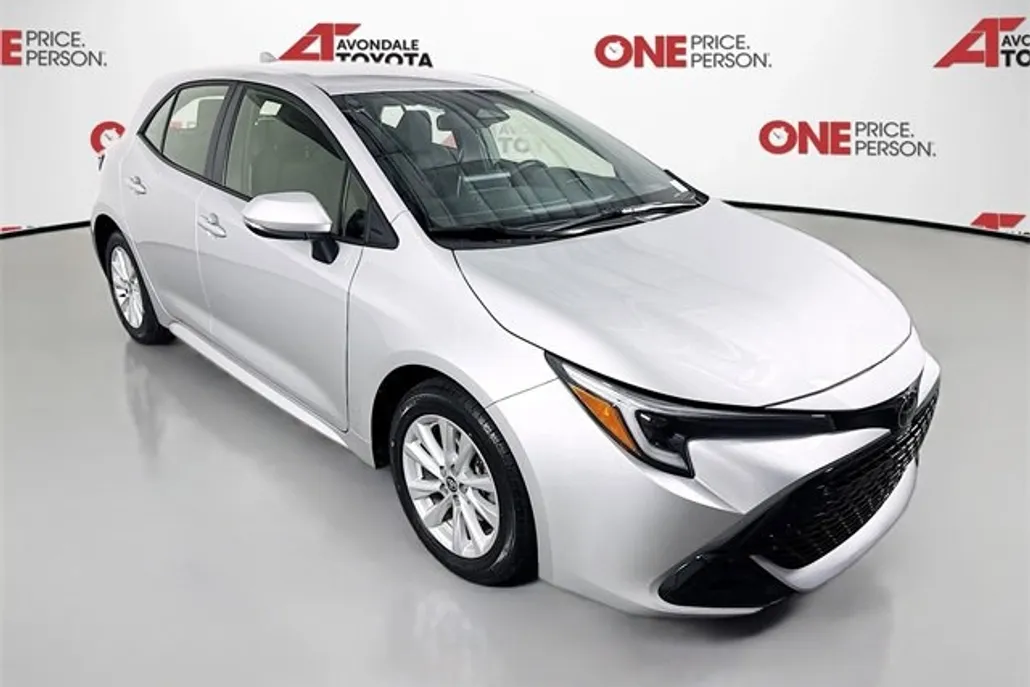 2025 Toyota Corolla SE photo 1