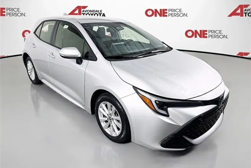 2025 Toyota Corolla SE photo 1