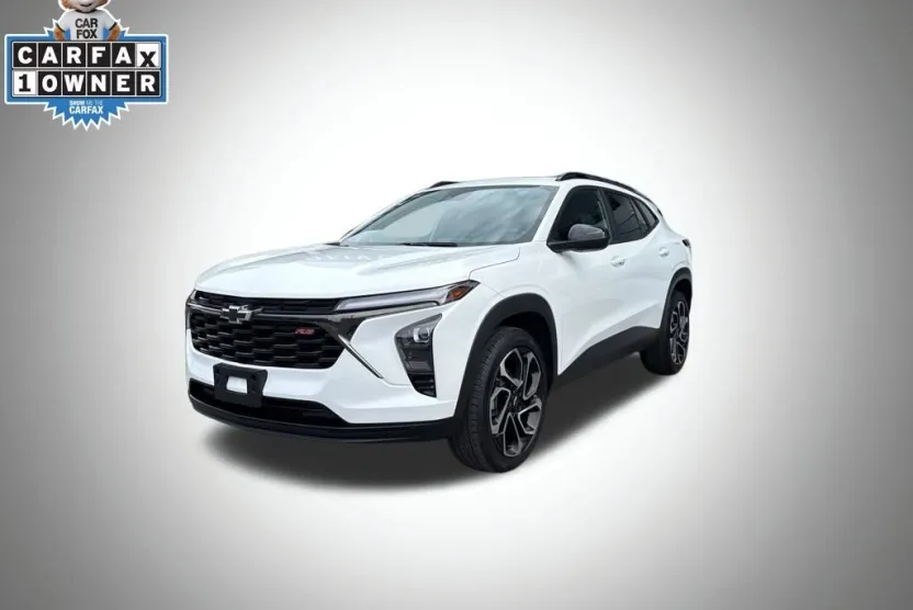 2024 Chevrolet Trax photo 1