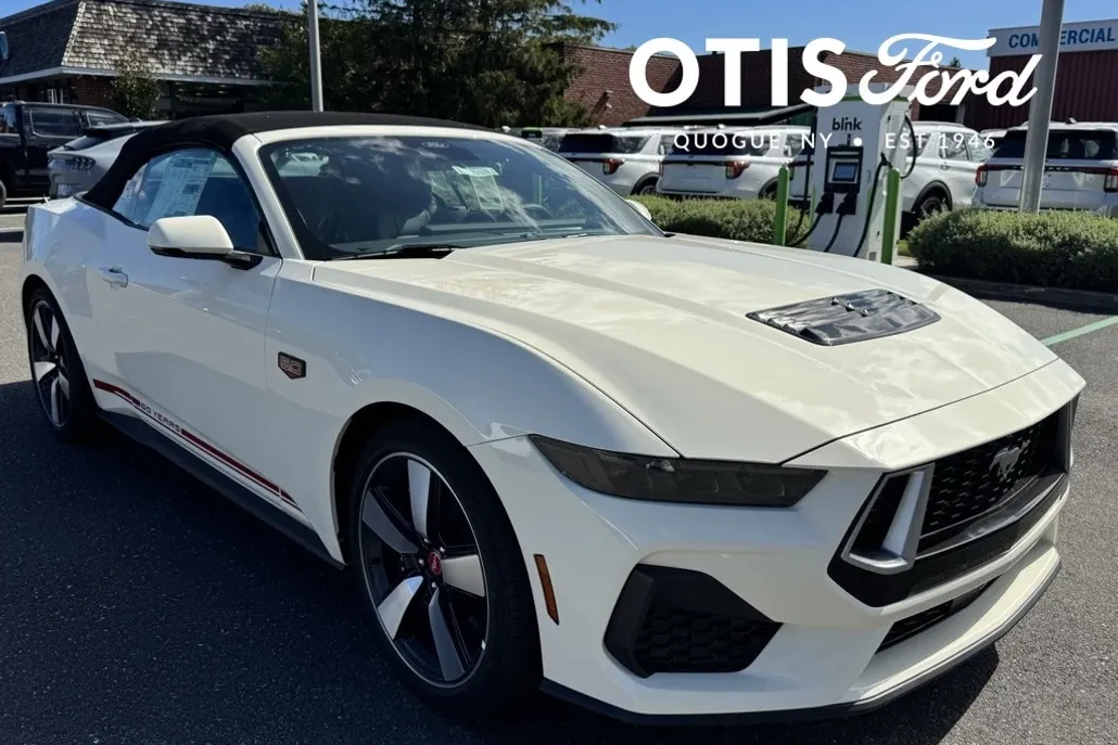 2025 Ford Mustang GT Premium Convertible photo 1