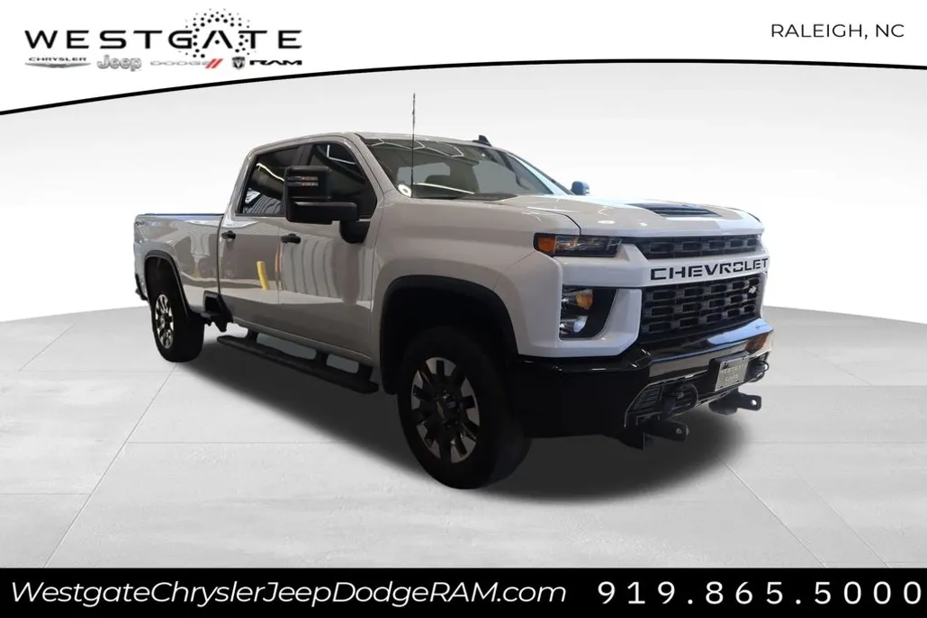 2021 Chevrolet Silverado 2500HD Custom photo 1