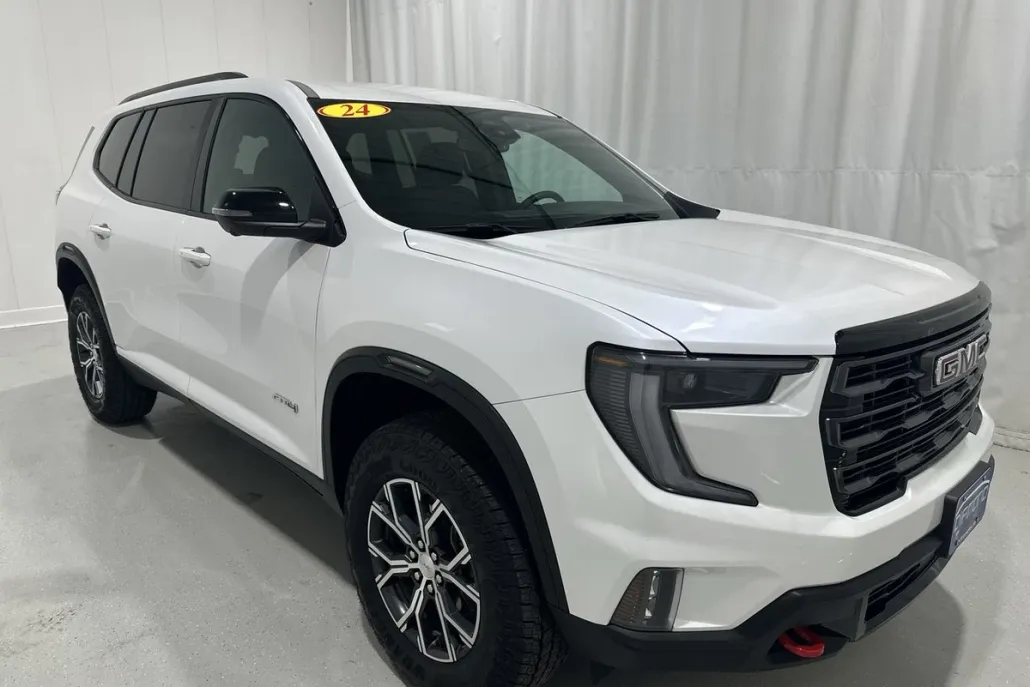 2024 Gmc Acadia AT4 photo 1