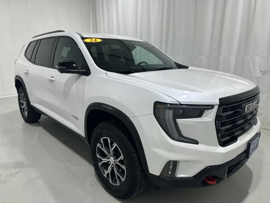 2024 Gmc Acadia AT4 photo 1