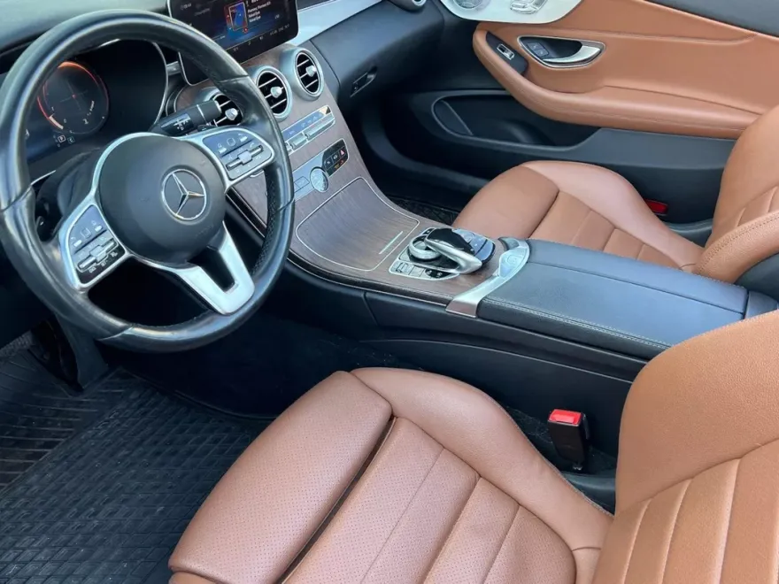 2020 Mercedes Benz C 300 photo 11