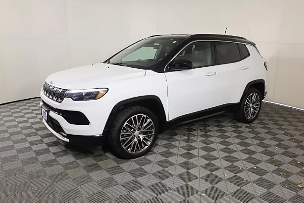 2023 Jeep Compass Limited photo 1