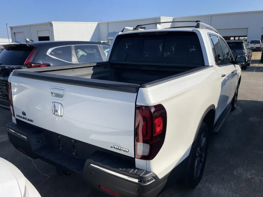 2018 Honda Ridgeline RTL-E photo 1
