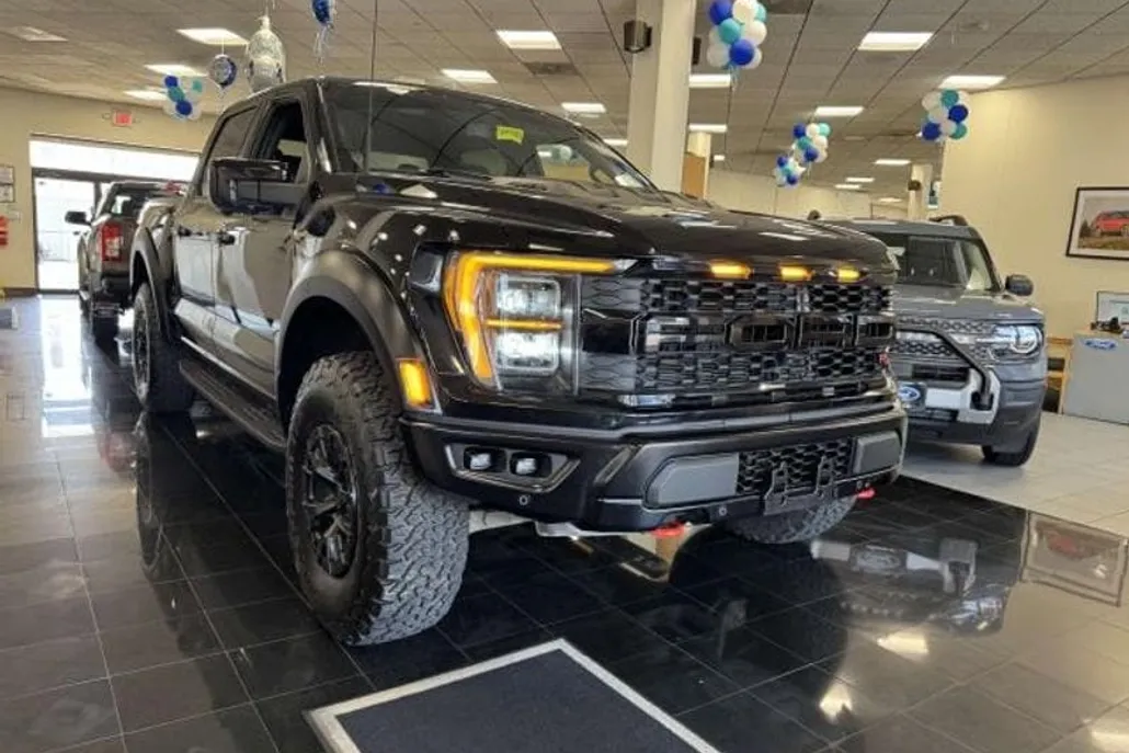 2023 Ford F-150 Raptor photo 1