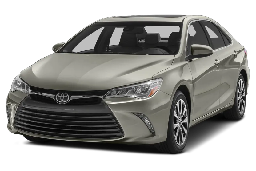 2015 Toyota Camry LE photo 1