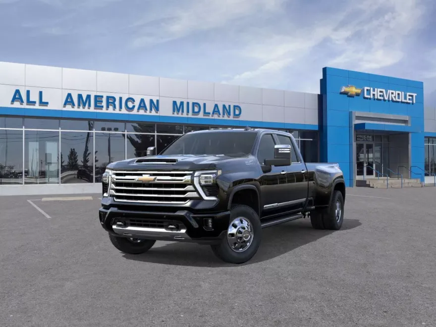 2026 Chevrolet Silverado 3500HD High Country photo 1