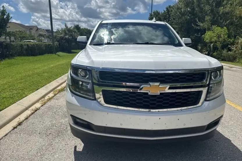 2020 Chevrolet Tahoe LT photo 1