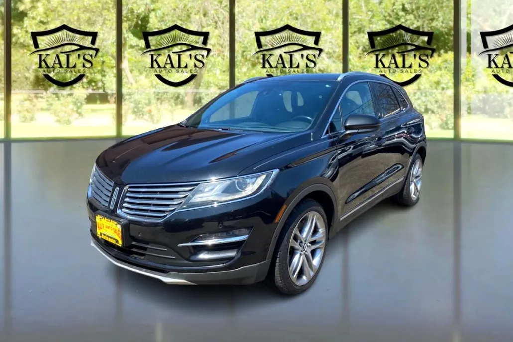 2015 Lincoln MKC photo 1