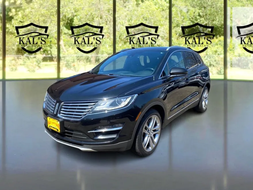 2015 Lincoln MKC photo 1