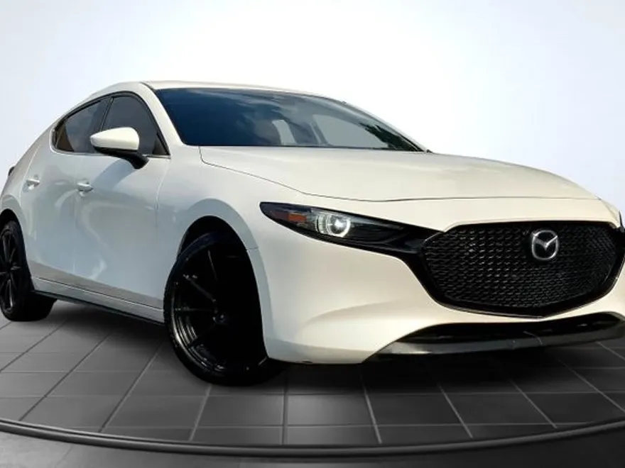 2021 Mazda Mazda3 Hatchback Premium photo 1