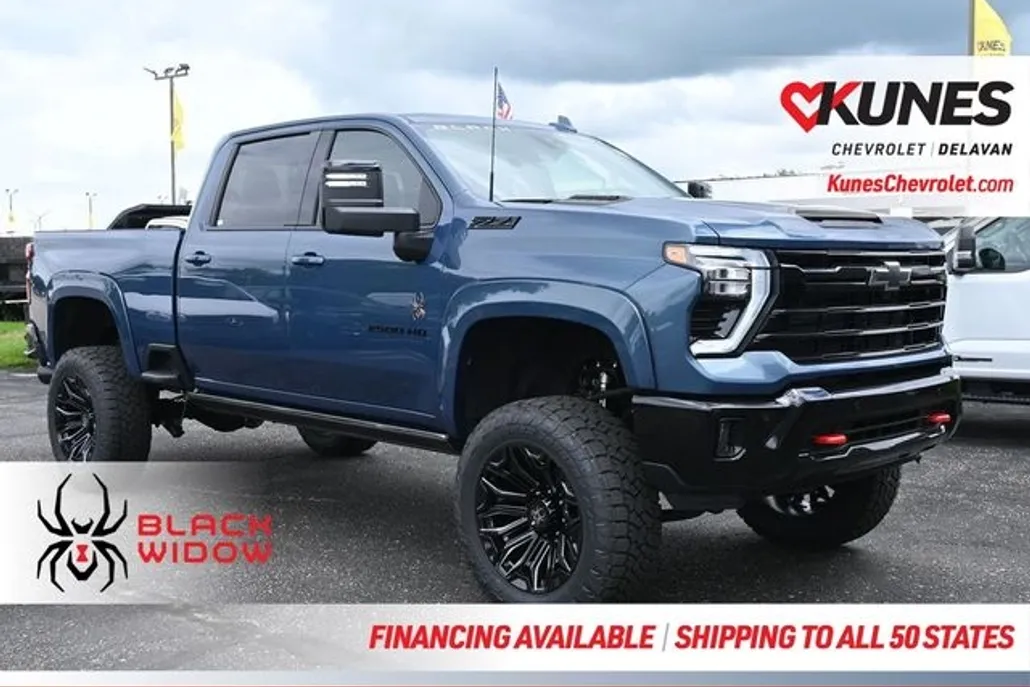 2025 Chevrolet Silverado 2500HD LTZ photo 1