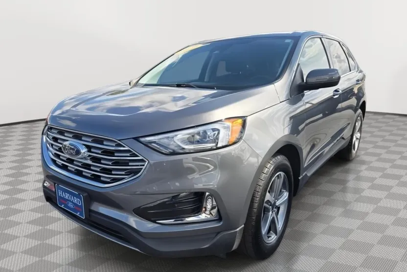 2022 Ford Edge SEL photo 1