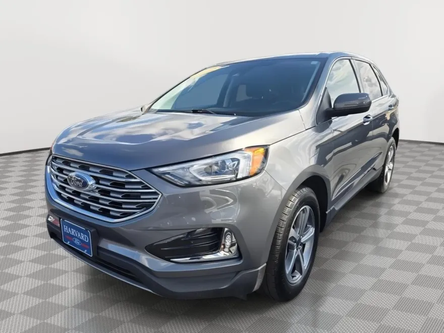 2022 Ford Edge SEL photo 1