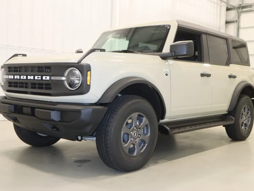 2025 Ford Bronco Big Bend photo 1