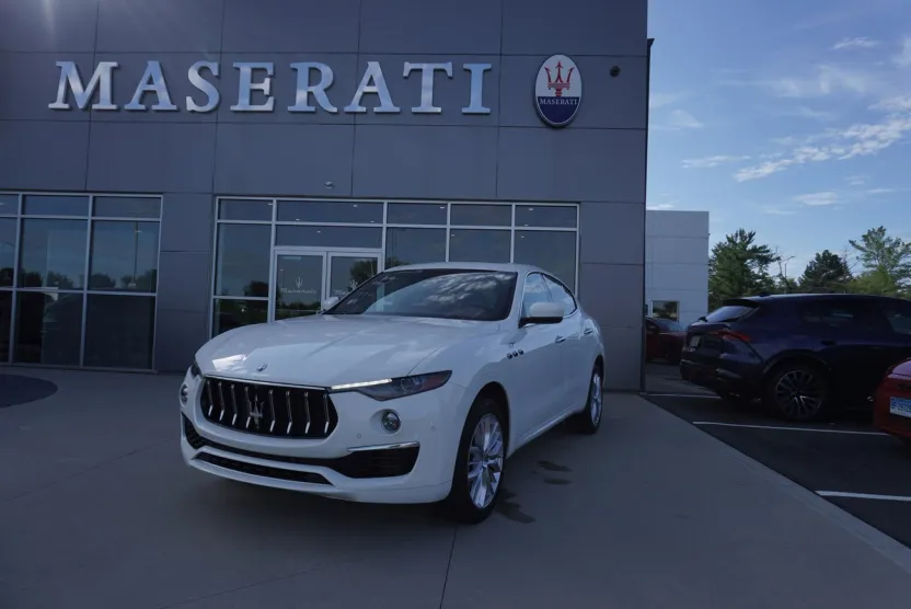 2022 Maserati Levante GT photo 1