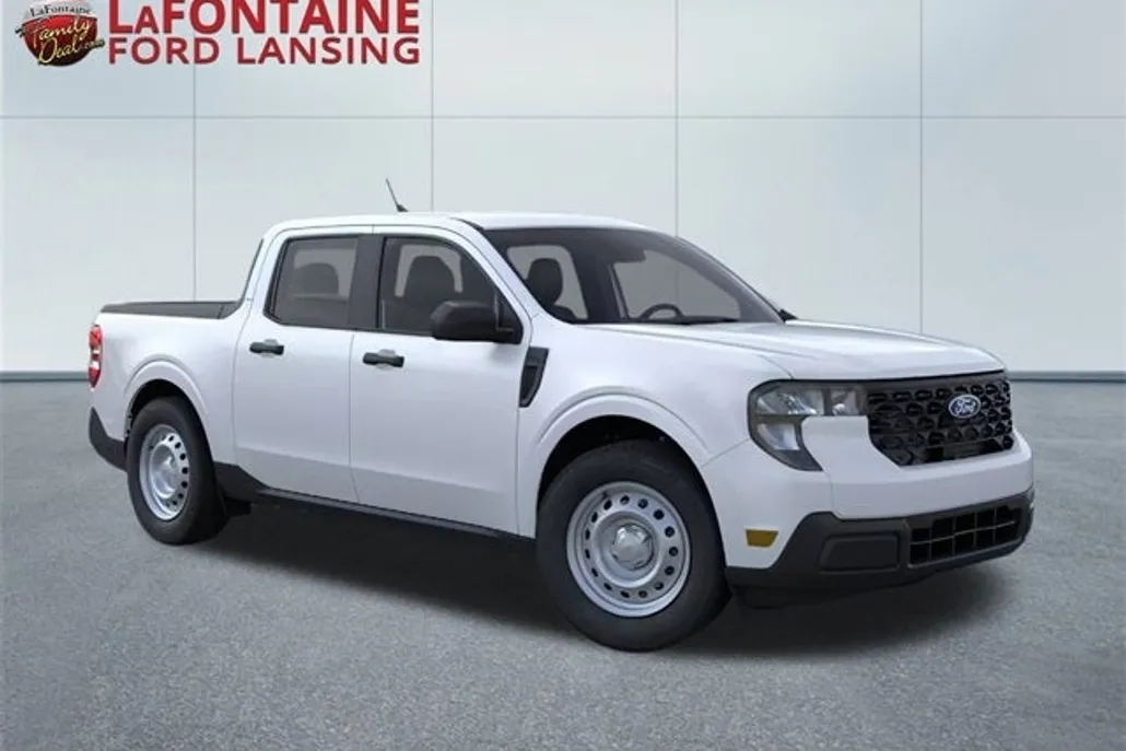 2025 Ford Maverick XL photo 1