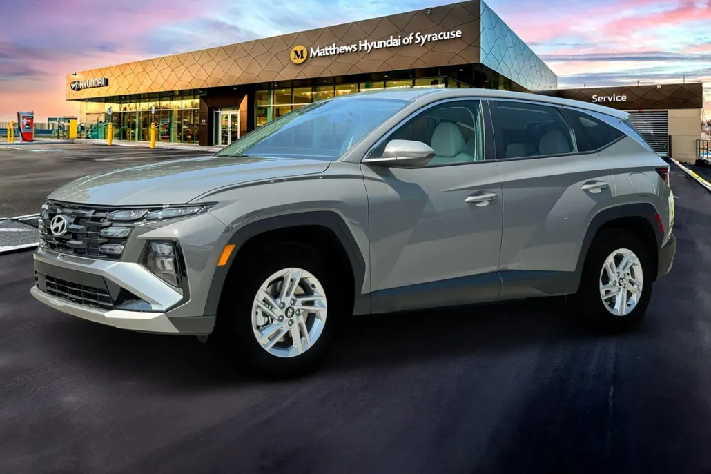 2025 Hyundai Tucson SE photo 1