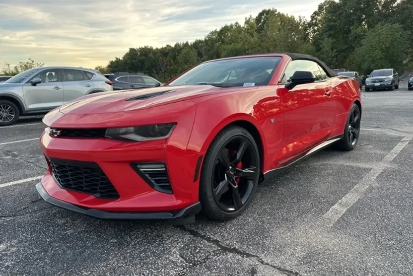2016 Chevrolet Camaro SS photo 1