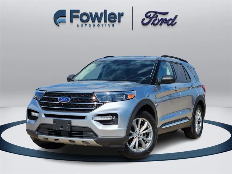 2020 Ford Explorer XLT photo 1